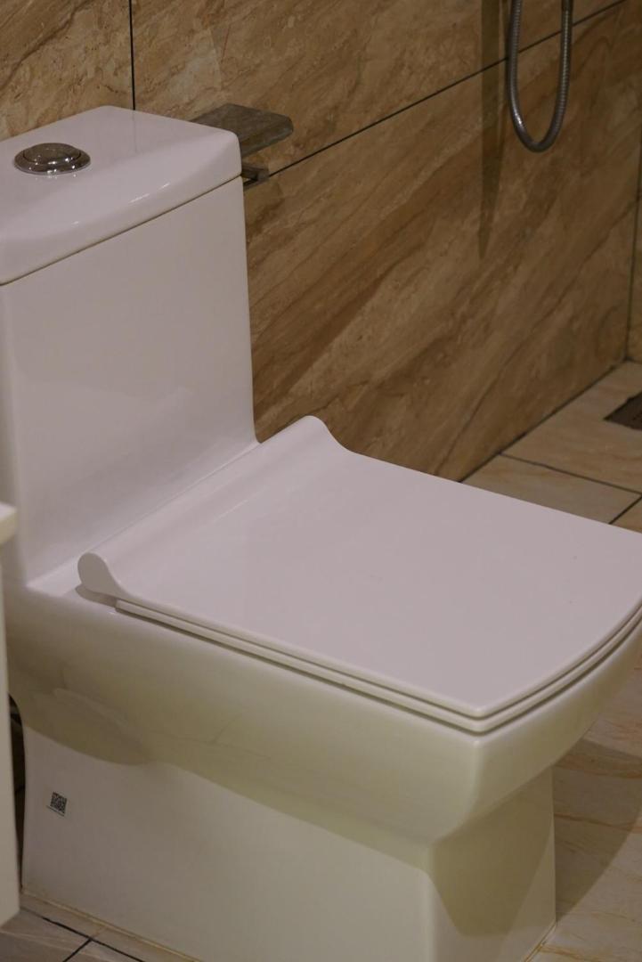 Dn Hotel Kochi Zewnętrze zdjęcie